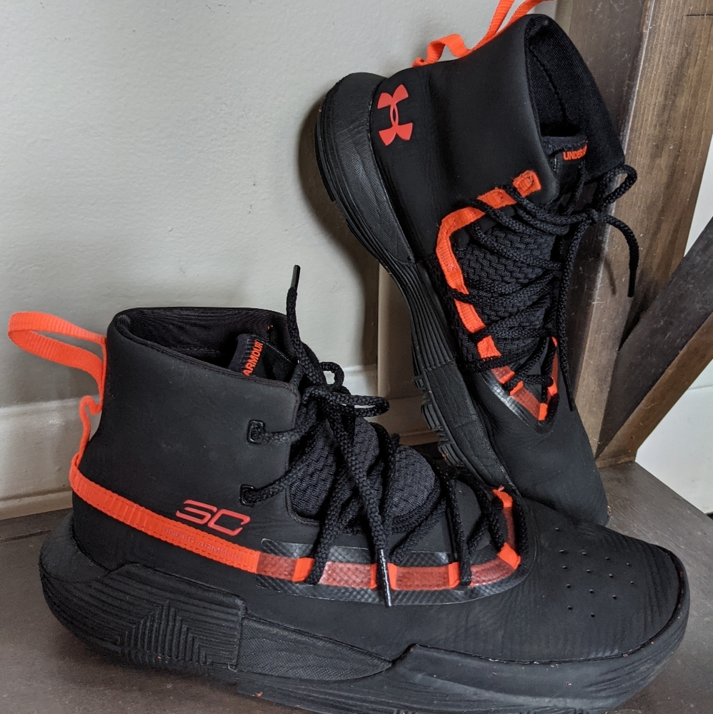 Under Armour Steph curry shoes - Picture 2 of 7